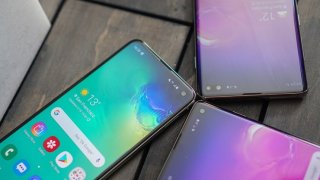 Samsung Galaxy S10e Review: Best Choice For The Money