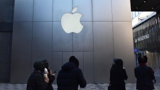 Apple Discounts Several Devices In China, Not India