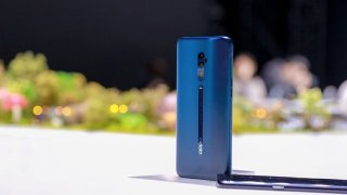 OPPO Reno 10x Zoom Edition With 'Shark-Fin' Pop-Up Camera, Snapdragon 855 SoC Launched