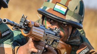List Of Top 10 Most Popular Guns Of The Indian Army