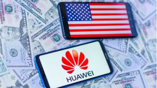 The White House Reportedly Plans To Delay Huawei Ban