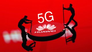 Owning 56,492 Patents, Huawei Mustn’t Be Afraid To Use Them