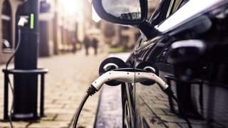 India To Have Its First Highway For Electric Vehicles By 2020
