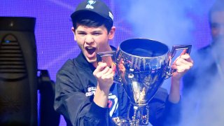 This 16-year-old Boy Plays Fortnite And Yields $3 Million From The Game