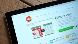 Every Browser User Needs To Know These 5 Details About AdBlock Plus
