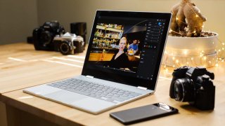 Google Adds A New Portrait Mode And Many Other Features To Chromebooks