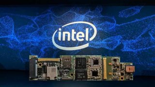 Intel Is Testing Its New Power-Sipping Lakefield Chip For Ultrathin PCs