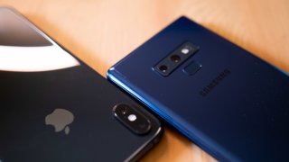 Tim Cook Warns That China Tariffs Will Make It Harder For Apple To Compete With Samsung