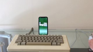 This YouTuber Used The Original Mac Keyboard With His iPhone X