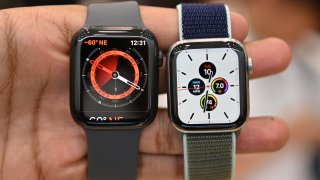 Hands-On With The Apple Watch Series 5: Same Old Design, New Features