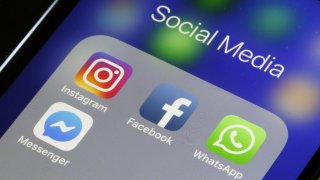 Facebook CEO Mark Zuckerberg Won't Sell Instagram Or WhatsApp