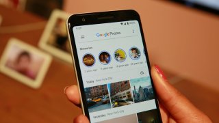 Google Photos Adds 'Stories' Feature. Be Careful, Instagram!