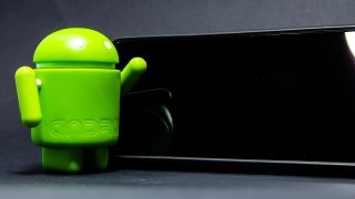 You Need To Remove These Hidden Android Adware Apps From Your Phone