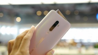 Oppo Reno 2 Review: Shark-Fin Selfie Camera, 20X Zoom, Quad Rear Cameras