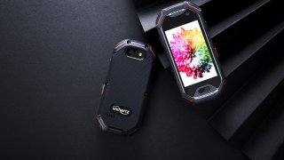 3-Inch Rugged Smartphone Unihertz Atom Can Still Play PUBG Mobile