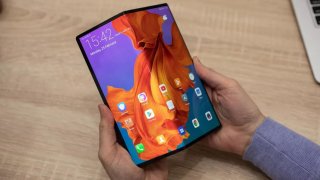 Replacing Huawei Mate X Display Is As Expensive As Buying A Brand New iPhone 11 Pro