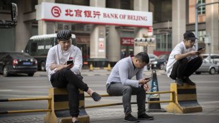 China Asks For Face Scans Before Allowing Users To Use Phone Services