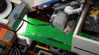 This Guy Spent 2.5 Years To Build A Machine That Sorts Out His Lego Pieces