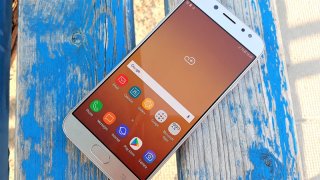 Samsung J7 Price In India 2017: Excellent Battery And Display, Poor Chipset