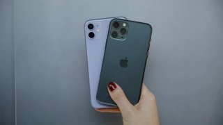 iPhone 11 Pro Max Accounted For 42% Of India's Premium Smartphone Shipments