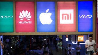 Huawei, Xiaomi, Vivo, Oppo Forms Global Developer Service Alliance To Take On Google's Play Store