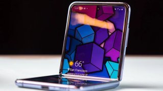 The Galaxy Z Flip Is Better Than Motorola Razr In Every Way