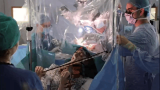 Musician Played The Violin Mid-Brain Surgery Like Feeling No Pain
