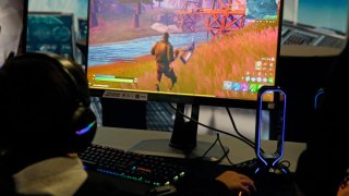 Housebound Italian Kids Tension Internet With Fortnite