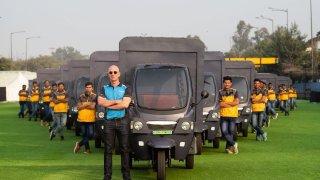 Online Delivery Services Are Allowed In Delhi For Essential Goods During India Lockdown