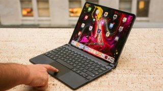 Apple Seems To Be Considering A Notched iPad, Its Patent Hints