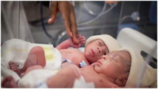 Twin Named Corona And Covid As They Were Born During The Pandemic