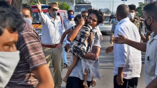 Massive Gas Leak Disaster In Visakhapatnam: 8 Dead, Hundreds Admitted To Hospitals