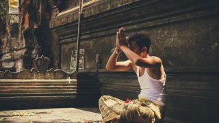 Indian-Origin Doctor Does A Study To See Whether Prayers Can Treat COVID-19