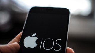 This Jailbreak Tool Can Unlock 'Every iPhone', Will FBI Agents Be That Happy?