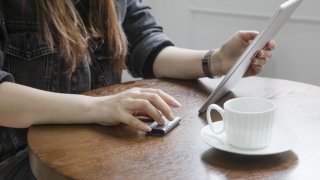 This Pocket-Sized Device Is The Smallest Mouse You've Ever Seen