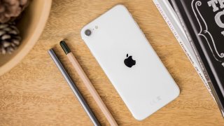 iPhone SE (2020) Price In India: Lightweight and Cheap