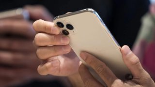 What Sensors Make Your Smartphone Great And What Do They Do?