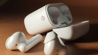 Oppo Enco Free Review: An Impressive Pair Of Earbuds
