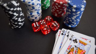Top 5 Bollywood Movies Showing You How 'Easy' It Is To Make Money In Casinos