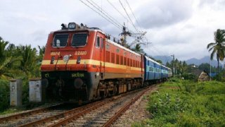 Mumbai Train Ran Without Pilot For 13 Km, Staff Chased It Down On Motorbike