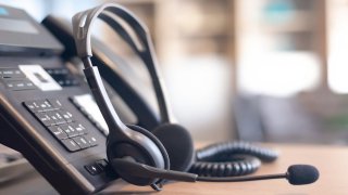 How to Choose the Best Phone System for Your Business