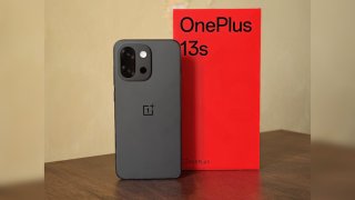 OnePlus 13s Makes Indian Debut: Compact Flagship Brings Premium Features at ₹54,999