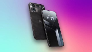 Motorola Signature 27 Debuts With 200MP Zoom and Extreme Snapdragon Power