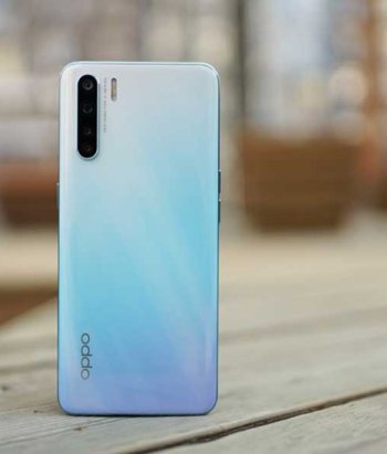 Oppo F15 Leaked Poster & Hands-On Video Surfaced Online