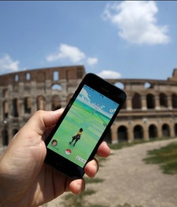 Man Ignores COVID-19 Lockdown To Go Hunt Pokemon