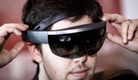Apple Is Working On An AR Headset That Works With The iPhone