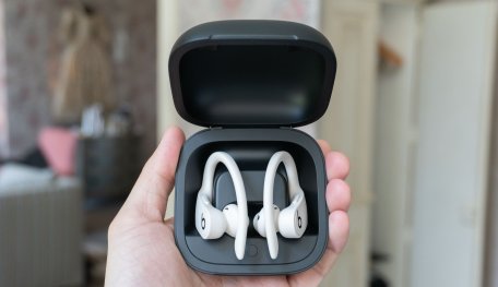 Beats Introduced Powerbeats Pro, The First Completely Wireless Earbuds