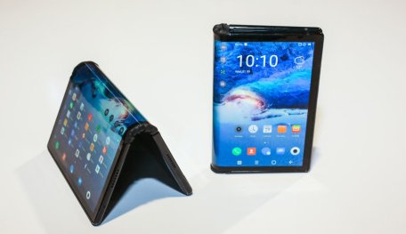 World's First Foldable Phone, Royole FlexPai, Was Quickly Sold Out In Its First Sales
