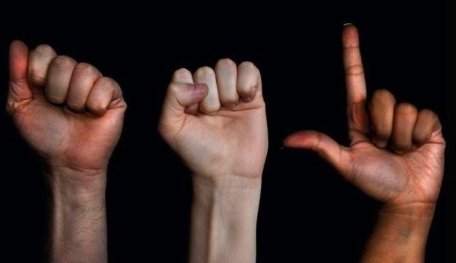 Seven-Year-Old Girl From Mumbai Developed A Sign Language Learning App For Deaf Kids