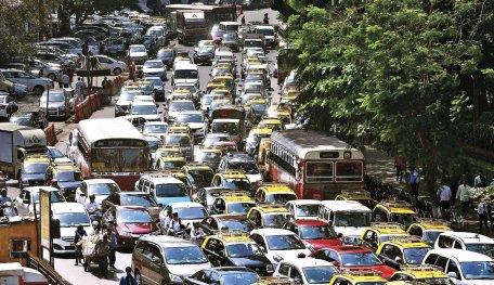 Mumbai Police Test Traffic Signals That Won't Turn Green If Someone Honks Their Horns